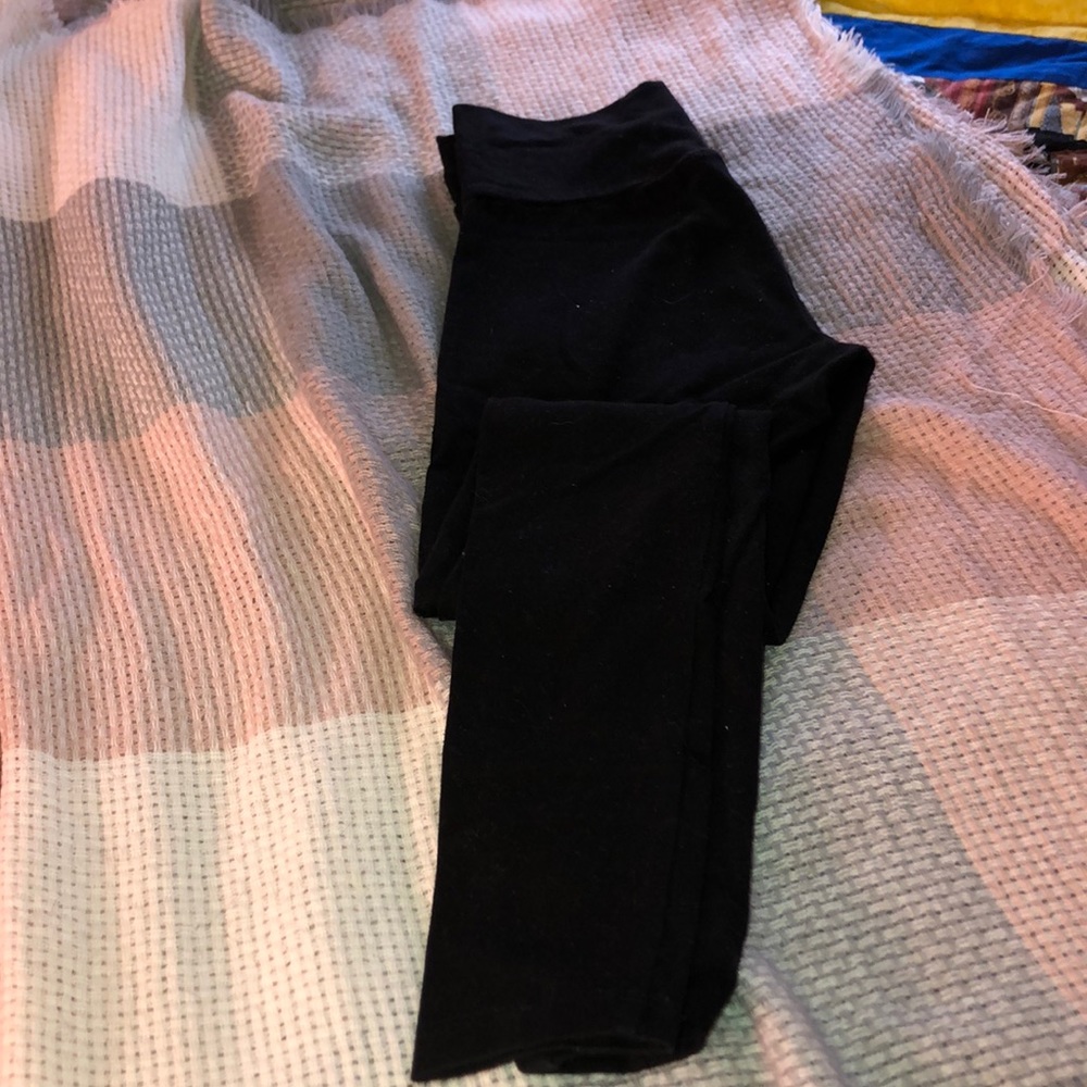 Black leggings from forever 21